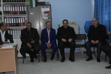 وزير التربية والتعليم العالي يزور مدارس عنزا